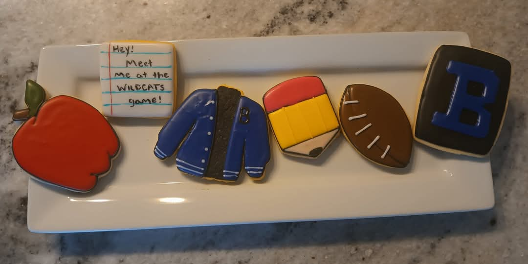 School Wildcats themed cookies